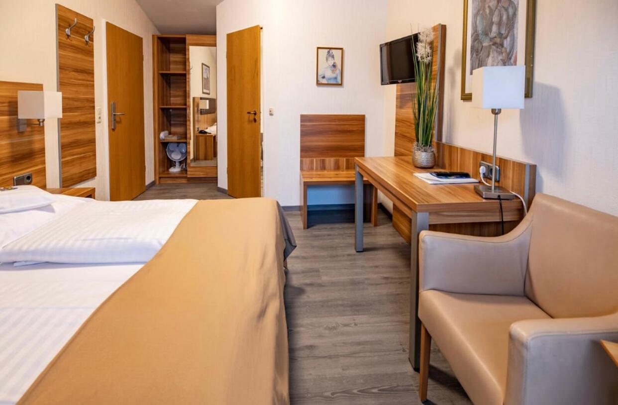 Balkes Morhoff Hotel Petershagen Bagian luar foto
